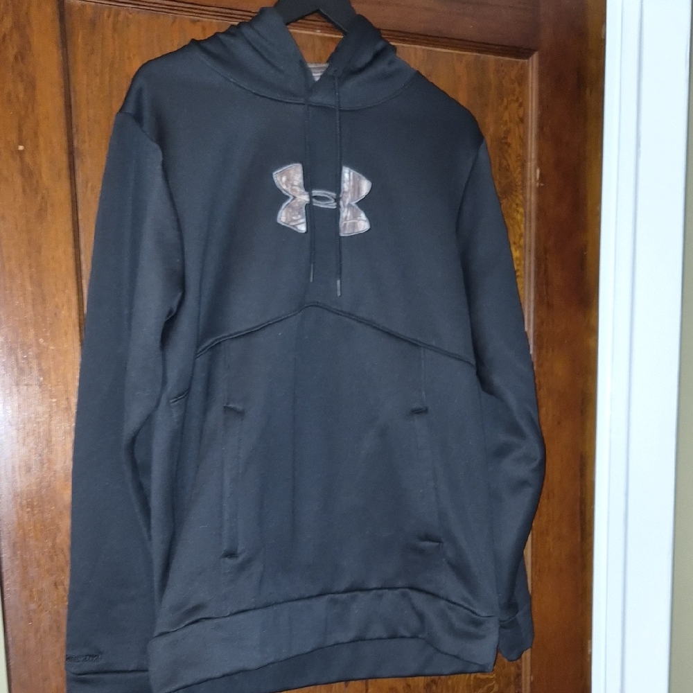 Under Armour Men's Black Hoodie CAMO Badging.